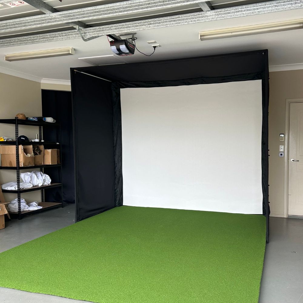 bayside_golf_enclosure_inside_garage_with_large_golf_mat